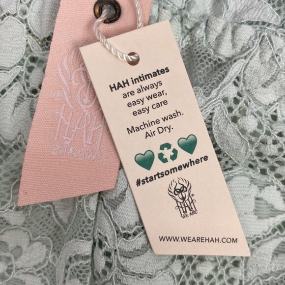 Calvin Klein Faux Fur Hooded Puffer Jacket  Plum Size Medium - Picture 8 of 16